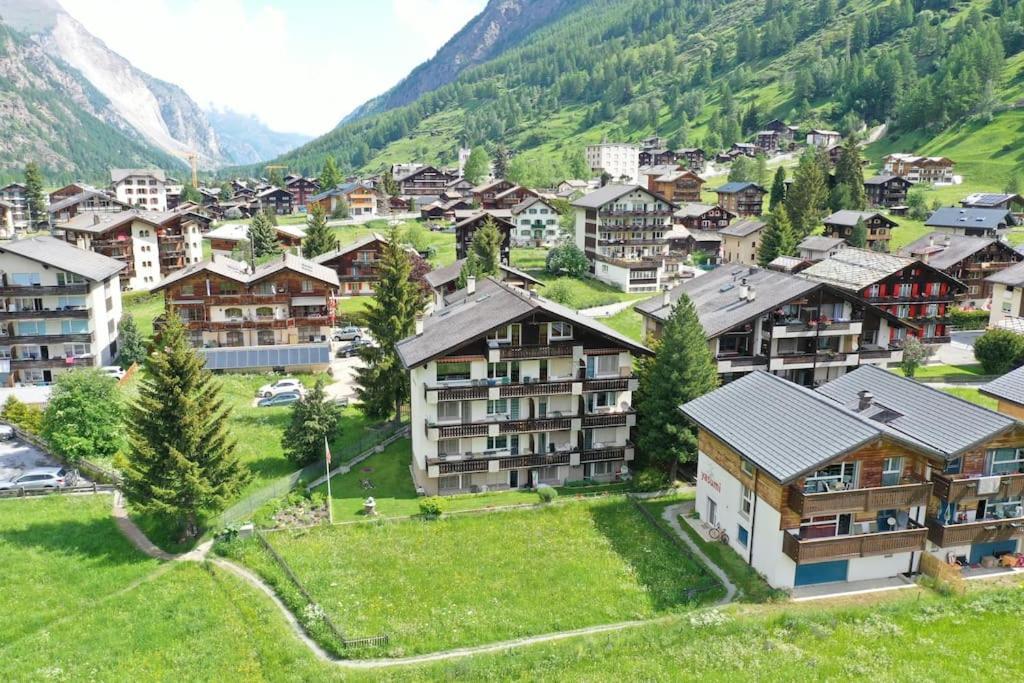 Enjoy The View Apartment Close To Zermatt With Parking Täsch Exterior foto